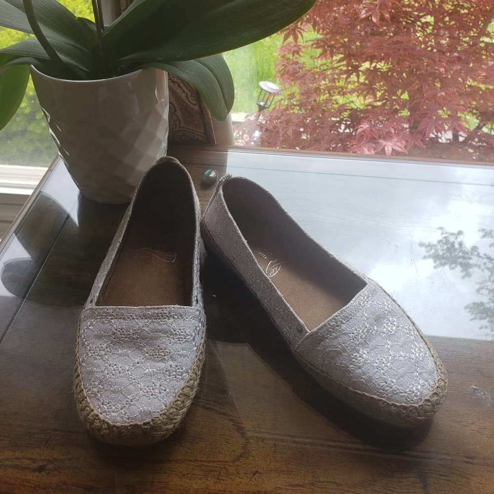 Women's White Eyelet & Twine
